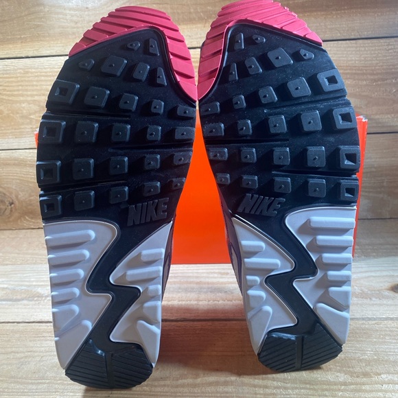 NEW: Nike Air Max 90 White/Eggplant/Red Sneakers: CW1360-100 - Picture 8 of 16